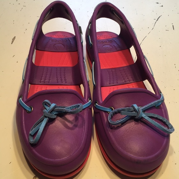 CROCS Shoes - Crocs moccasins size 6